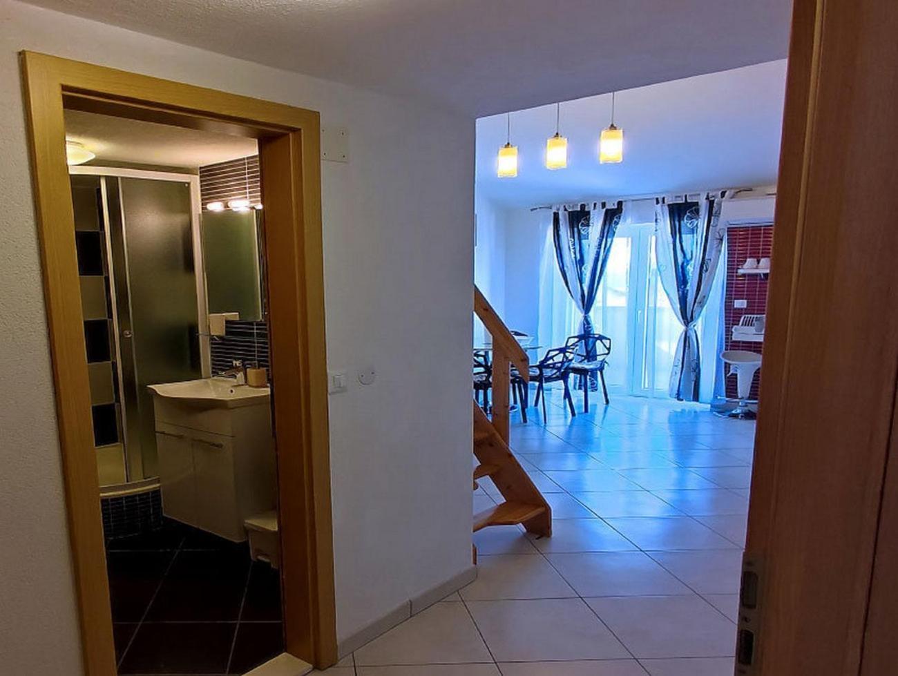 Apartments And Rooms By The Sea Tucepi, Makarska - 6058 ภายนอก รูปภาพ